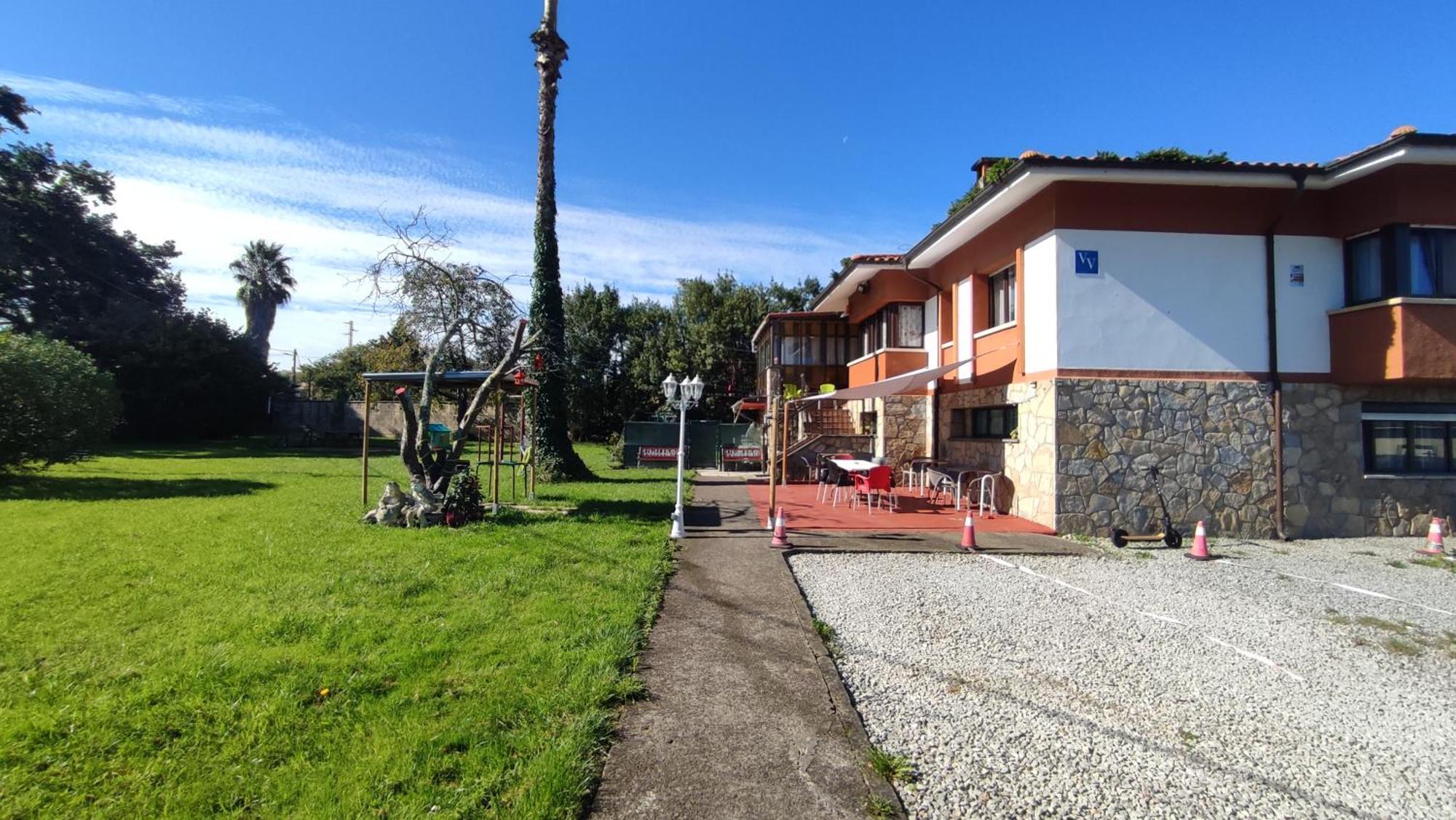 Family House Gijon Villa Екстериор снимка