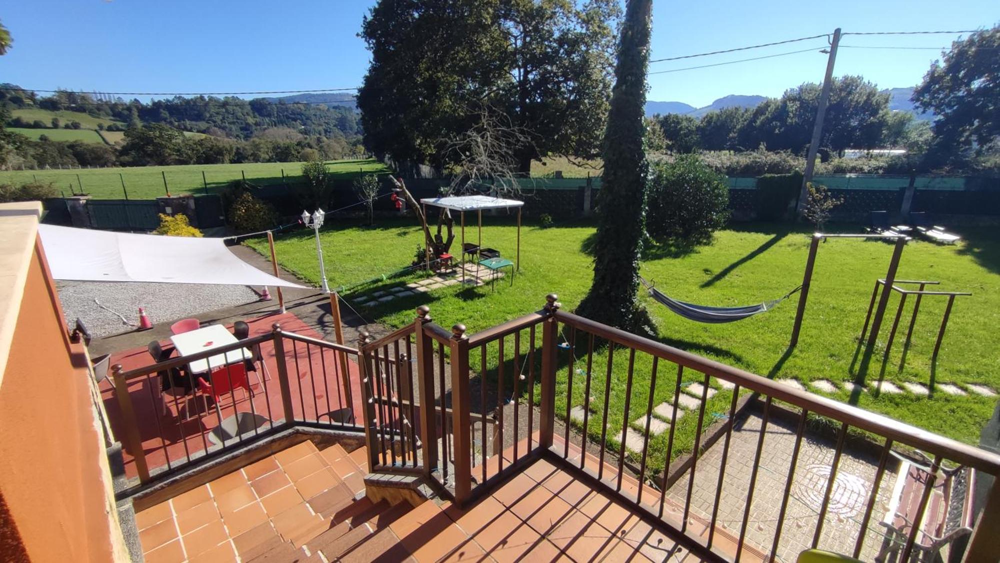 Family House Gijon Villa Екстериор снимка